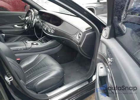 2019 Mercedes-Benz S 560 z USA, uszkodzony, nr VIN WDDUG8DB1KA444157